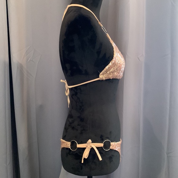 BRAND NEW NEVER WORN Rosegold Sequin Bikini w/ silver circles. Size Small. - Picture 6 of 8